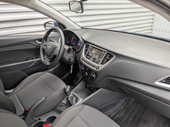 Hyundai Solaris II Рестайлинг с пробегом 2022 года, цена 1 650 000 рублей, 36867 км, седан, Автокод Объявления