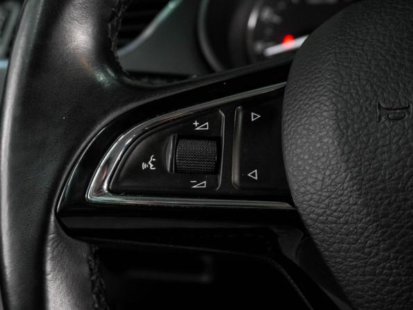 Skoda Octavia III (A7) с пробегом 2017 года, цена 1 689 000 рублей, 115350 км, лифтбек, Автокод Объявления