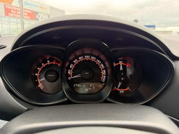 Lada (ВАЗ) Vesta I с пробегом 2022 года, цена 1 230 000 рублей, 27400 км, седан, Автокод Объявления