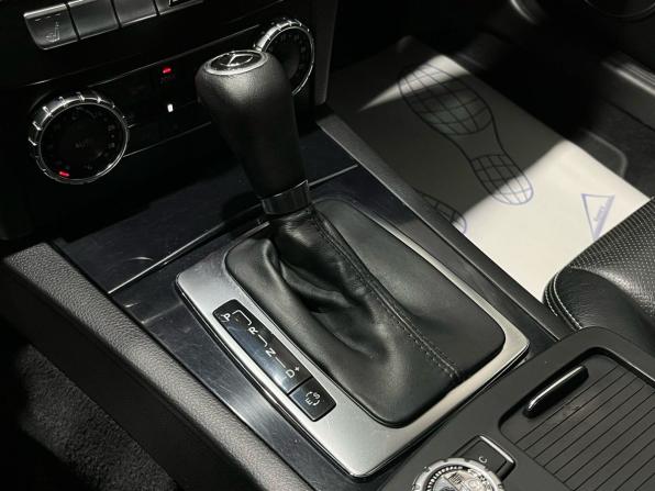 Mercedes-Benz C-Класс III (W204) Рестайлинг с пробегом 2011 года, цена 1 345 000 рублей, 253542 км, седан, Автокод Объявления