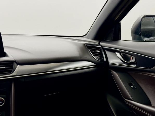 Mazda CX-4 I Рестайлинг с пробегом 2023 года, цена 2 939 000 рублей, 16896 км, внедорожник, Автокод Объявления