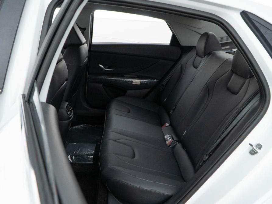 Hyundai Elantra VII (CN7) Рестайлинг Москва  - изображение 9
