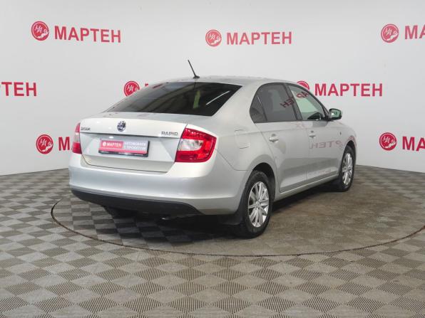 Skoda Rapid I с пробегом 2015 года, цена 1 055 000 рублей, 145600 км, лифтбек, Автокод Объявления