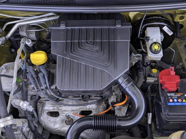 Renault Sandero II с пробегом 2015 года, цена 995 000 рублей, 50583 км, хэтчбек, Автокод Объявления