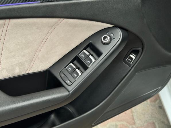 Audi A4 IV (B8) Рестайлинг с пробегом 2014 года, цена 1 375 000 рублей, 229702 км, седан, Автокод Объявления