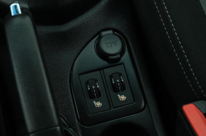 Peugeot 408 I с пробегом 2014 года, цена 1 159 000 рублей, 79000 км, седан, Автокод Объявления