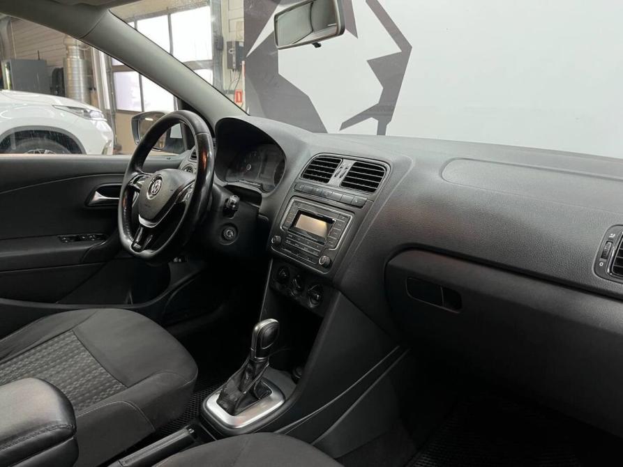 Volkswagen Polo V Рестайлинг Ростов-на-Дону  - изображение 8