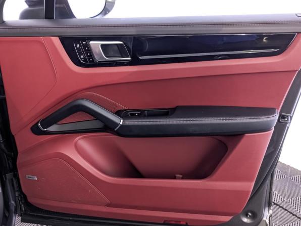 Porsche Cayenne III с пробегом 2019 года, цена 7 382 500 рублей, 106500 км, внедорожник, Автокод Объявления
