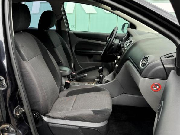 Ford Focus II Рестайлинг с пробегом 2008 года, цена 559 000 рублей, 258413 км, седан, Автокод Объявления