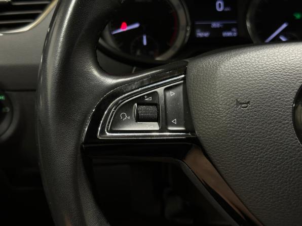 Skoda Octavia III (A7) Рестайлинг с пробегом 2020 года, цена 2 220 000 рублей, 79746 км, лифтбек, Автокод Объявления