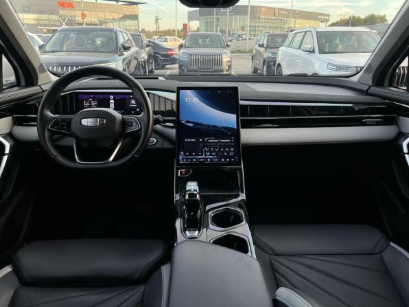 Geely Atlas II с пробегом 2023 года, цена 2 460 000 рублей, 98000 км, внедорожник, Автокод Объявления