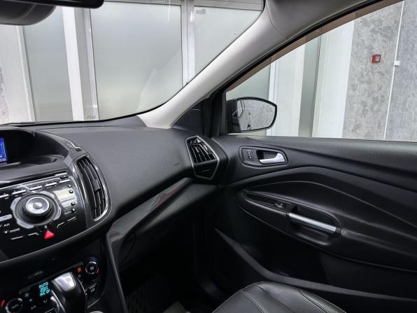 Ford Kuga II с пробегом 2013 года, цена 1 665 000 рублей, 233513 км, внедорожник, Автокод Объявления