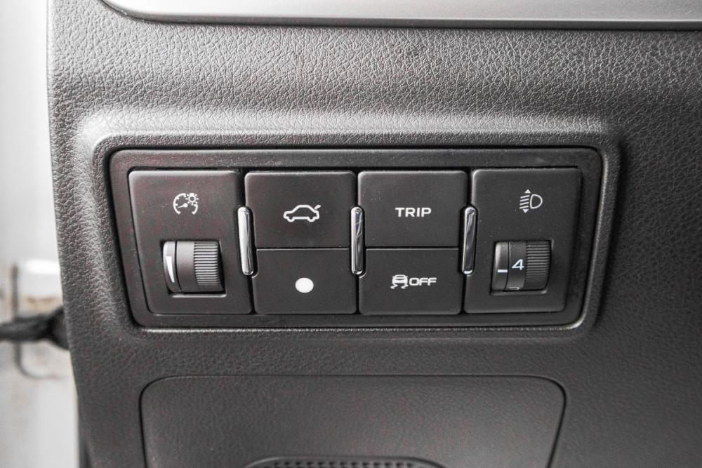 Geely Emgrand 7 I Рестайлинг Барнаул  - изображение 13