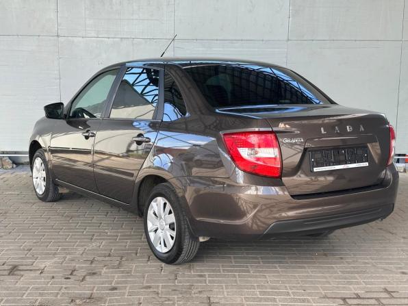 Lada (ВАЗ) Granta I Рестайлинг с пробегом 2022 года, цена 700 000 рублей, 96720 км, седан, Автокод Объявления
