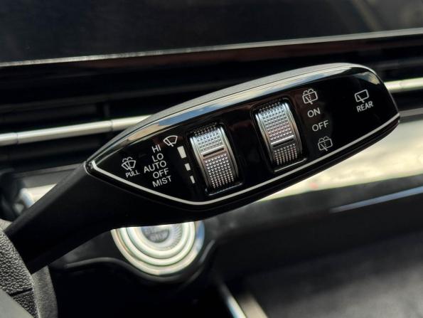 Omoda C5 I с пробегом 2022 года, цена 1 749 000 рублей, 66610 км, внедорожник, Автокод Объявления