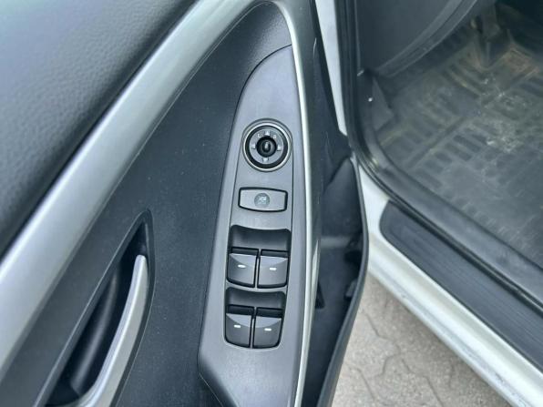Hyundai i30 II с пробегом 2012 года, цена 810 000 рублей, 103853 км, хэтчбек, Автокод Объявления