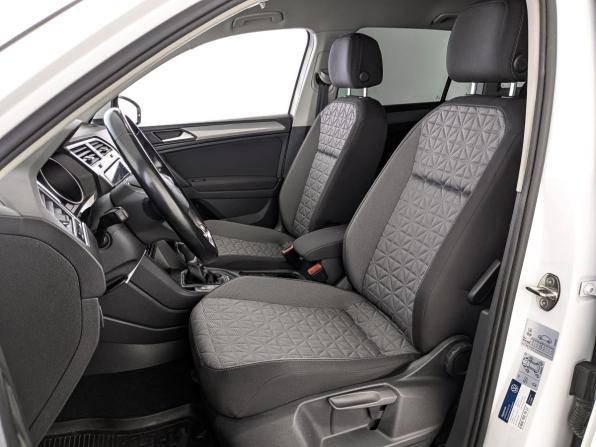 Volkswagen Tiguan II Рестайлинг с пробегом 2021 года, цена 3 090 000 рублей, 115730 км, внедорожник, Автокод Объявления
