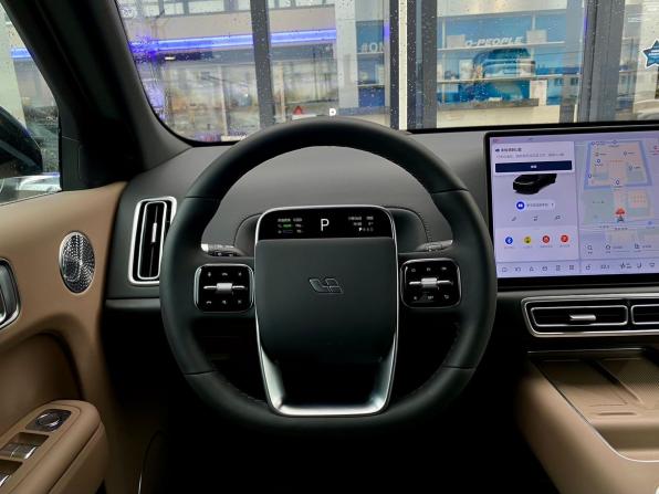 Новый Li Auto (Lixiang) L7 I Рестайлинг 2025 года, цена 8 250 000 рублей, внедорожник, Автокод Объявления