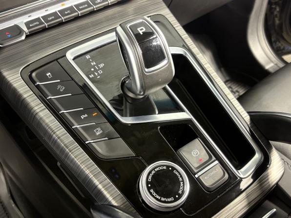 Geely Atlas Pro с пробегом 2024 года, цена 2 365 000 рублей, 20003 км, внедорожник, Автокод Объявления