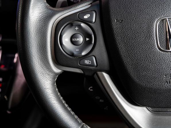 Honda Stepwgn V Рестайлинг с пробегом 2020 года, цена 2 360 000 рублей, 98700 км, минивэн, Автокод Объявления