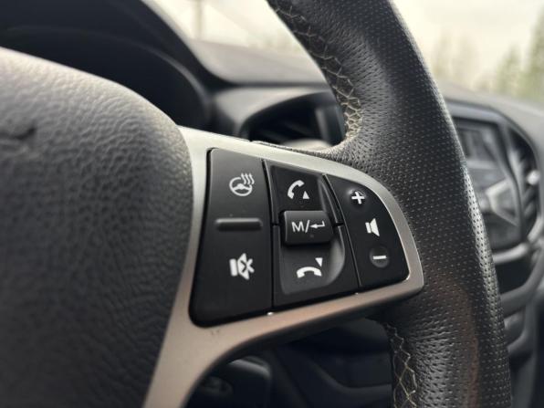 Lada (ВАЗ) Vesta I с пробегом 2020 года, цена 1 057 000 рублей, 112098 км, универсал, Автокод Объявления