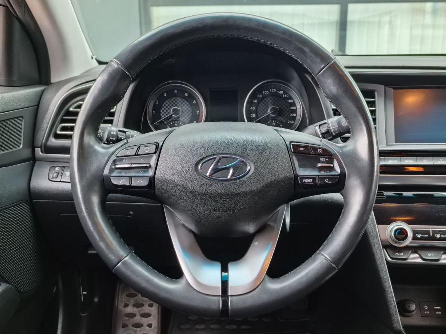 Hyundai Elantra VI (AD) Рестайлинг Москва  - изображение 15