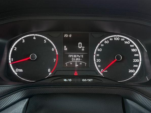 Volkswagen Polo V Рестайлинг с пробегом 2020 года, цена 995 000 рублей, 81500 км, седан, Автокод Объявления