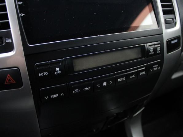 Toyota Land Cruiser Prado 120 Series Рестайлинг с пробегом 2007 года, цена 2 059 000 рублей, 288009 км, внедорожник, Автокод Объявления