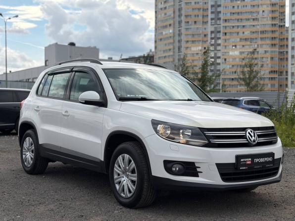 Volkswagen Tiguan I с пробегом 2011 года, цена 955 000 рублей, 132000 км, внедорожник, Автокод Объявления