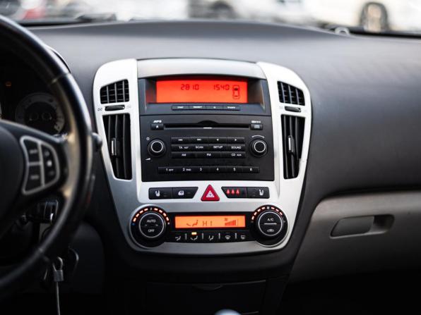 Kia Ceed I с пробегом 2009 года, цена 480 000 рублей, 219697 км, хэтчбек, Автокод Объявления