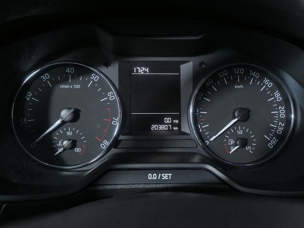 Skoda Octavia III (A7) с пробегом 2014 года, цена 1 050 000 рублей, 203806 км, лифтбек, Автокод Объявления