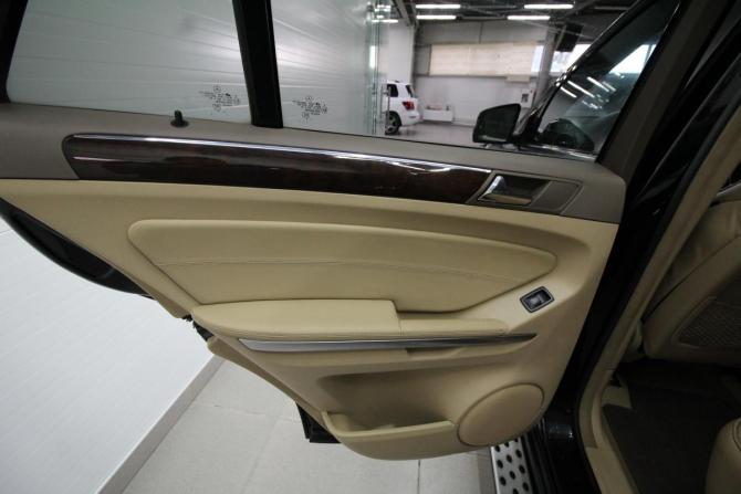 Mercedes-Benz M-Класс II (W164) Рестайлинг с пробегом 2010 года, цена 1 950 000 рублей, 234000 км, внедорожник, Автокод Объявления