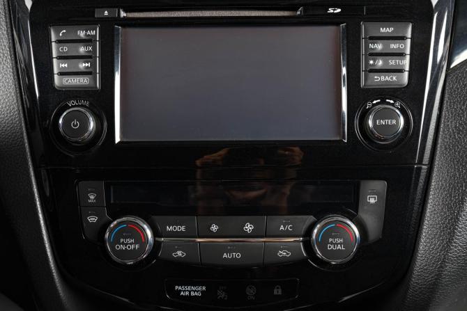 Nissan Qashqai II с пробегом 2016 года, цена 1 499 000 рублей, 150968 км, внедорожник, Автокод Объявления