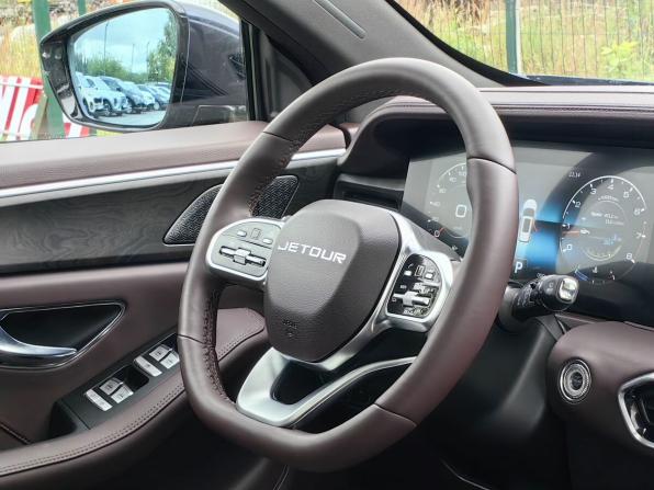 JETOUR X90+ с пробегом 2023 года, цена 2 469 000 рублей, 11700 км, внедорожник, Автокод Объявления
