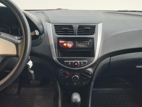 Hyundai Solaris I с пробегом 2011 года, цена 780 000 рублей, 132960 км, седан, Автокод Объявления