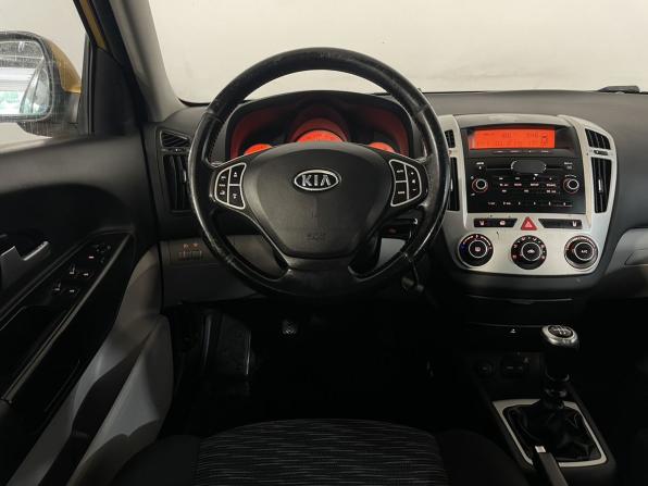 Kia Ceed I с пробегом 2009 года, цена 629 900 рублей, 183612 км, универсал, Автокод Объявления