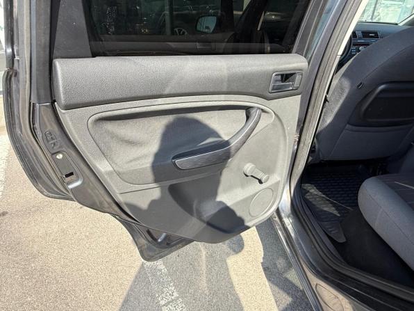 Ford C-MAX I Рестайлинг с пробегом 2008 года, цена 535 000 рублей, 250299 км, минивэн, Автокод Объявления