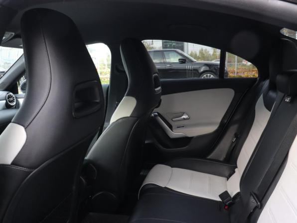Mercedes-Benz CLA II (C118 X118) с пробегом 2021 года, цена 3 490 000 рублей, 50305 км, седан, Автокод Объявления