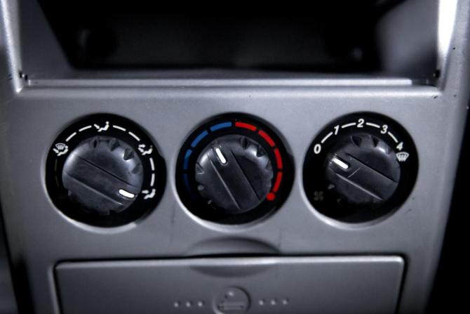 Lada (ВАЗ) Priora I с пробегом 2008 года, цена 249 000 рублей, 297450 км, хэтчбек, Автокод Объявления