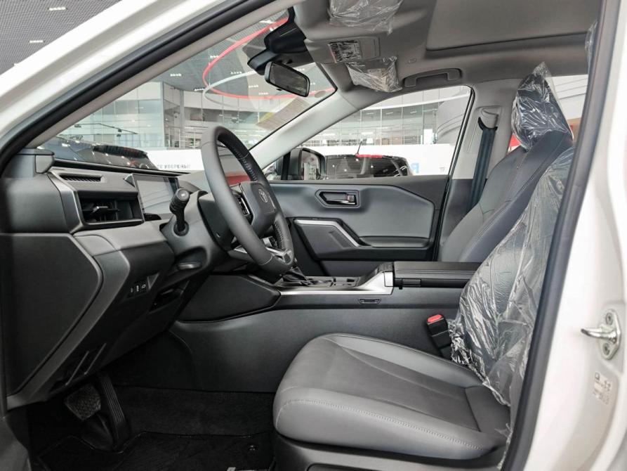 Toyota RAV4 VI (XA60) Казань  - изображение 20