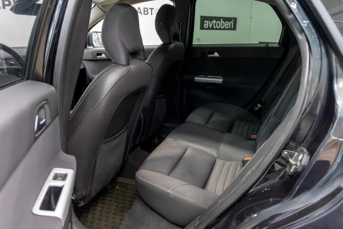 Volvo S40 II Рестайлинг с пробегом 2012 года, цена 557 000 рублей, 142000 км, седан, Автокод Объявления