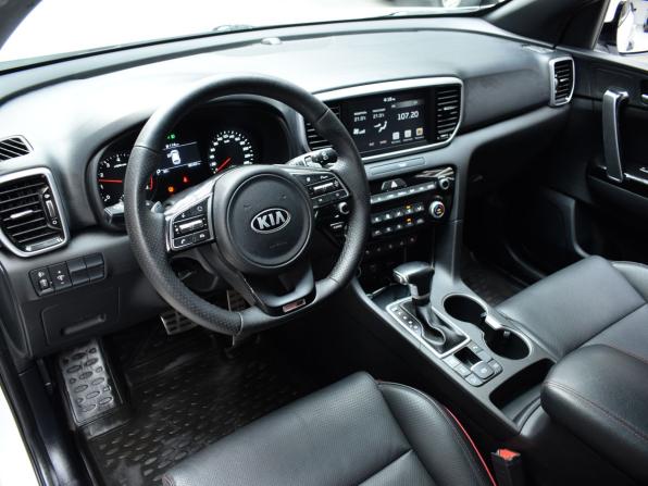 Kia Sportage IV Рестайлинг с пробегом 2021 года, цена 2 533 900 рублей, 83028 км, внедорожник, Автокод Объявления