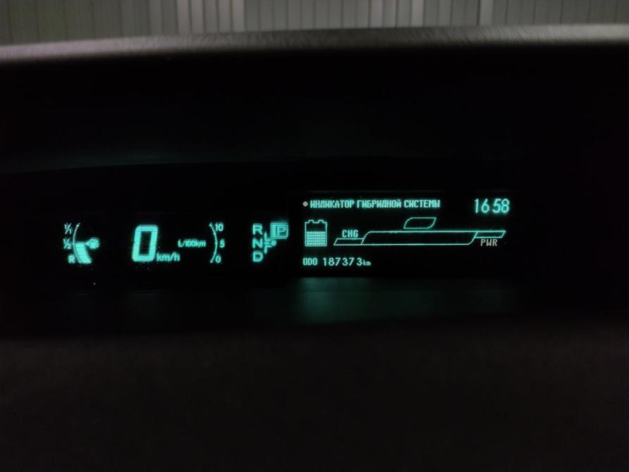 Toyota Prius III Рестайлинг (XW30) Пермь  - изображение 11