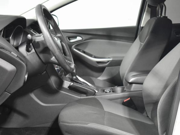 Ford Focus III с пробегом 2014 года, цена 919 000 рублей, 97547 км, хэтчбек, Автокод Объявления