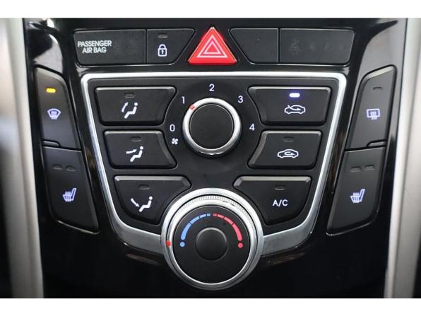 Hyundai i30 II с пробегом 2012 года, цена 620 000 рублей, 215866 км, хэтчбек, Автокод Объявления