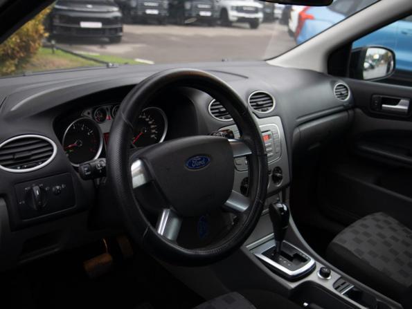 Ford Focus II Рестайлинг с пробегом 2009 года, цена 488 000 рублей, 176596 км, седан, Автокод Объявления