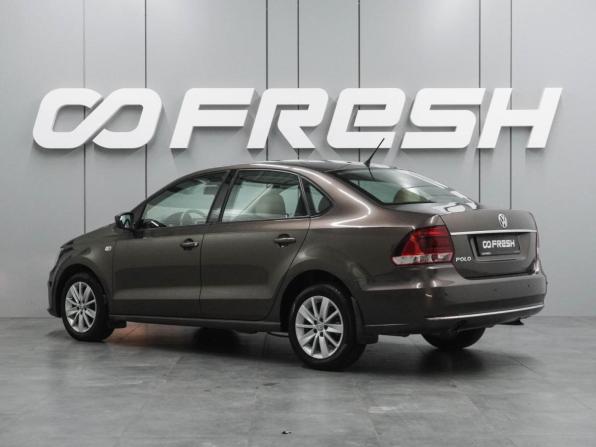 Volkswagen Polo V Рестайлинг с пробегом 2016 года, цена 1 289 000 рублей, 80625 км, седан, Автокод Объявления
