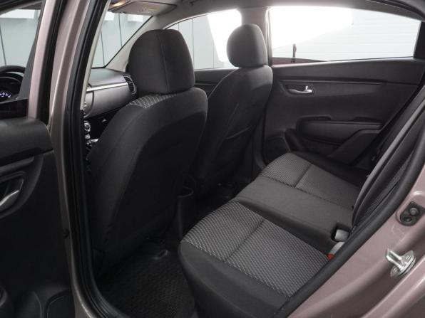 Kia Rio IV с пробегом 2017 года, цена 1 050 000 рублей, 126852 км, седан, Автокод Объявления