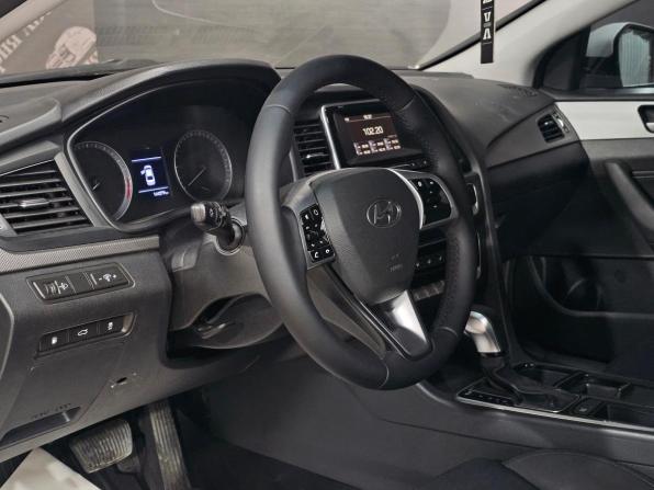 Hyundai Sonata VII (LF) Рестайлинг с пробегом 2018 года, цена 1 190 000 рублей, 164279 км, седан, Автокод Объявления