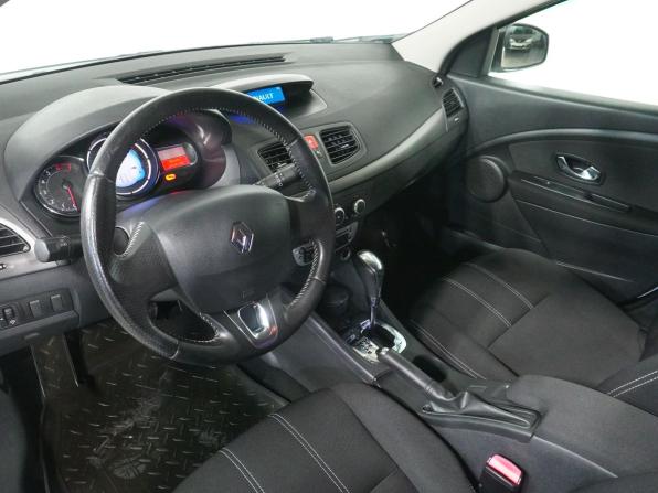 Renault Fluence I Рестайлинг с пробегом 2014 года, цена 798 000 рублей, 89148 км, седан, Автокод Объявления